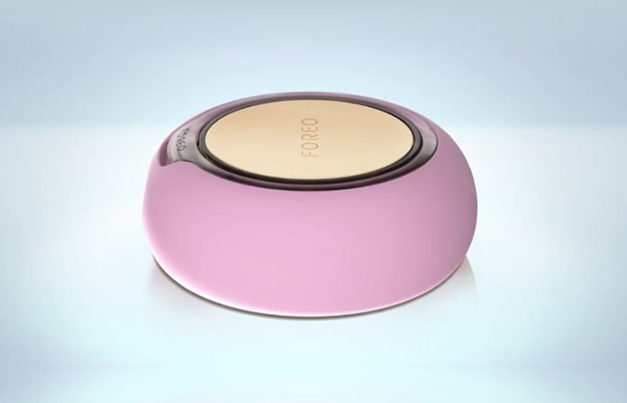FOREO UFO Smart Beauty Mask: Spa Quality Facial in 90 seconds